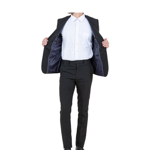 Meet your Posher, The Plug - Picture 4 of 7